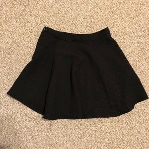 🦋2 FOR $10🦋 Black H&M A-line mini skirt